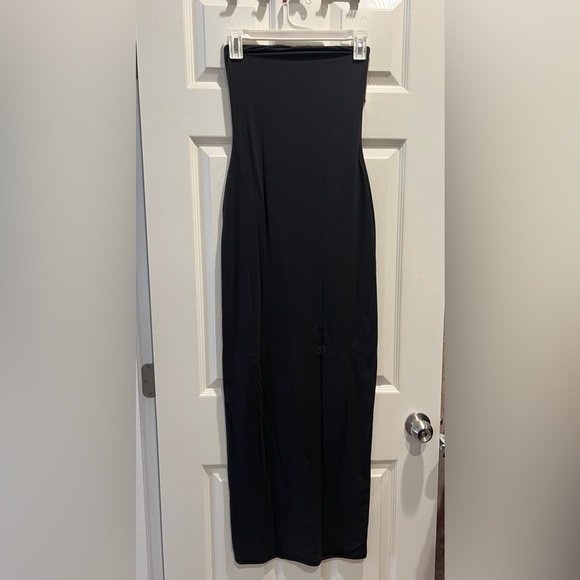 SKIMS FITS EVERYBODY TUBE DRESS ONYX SMALL - Picture 4 of 6